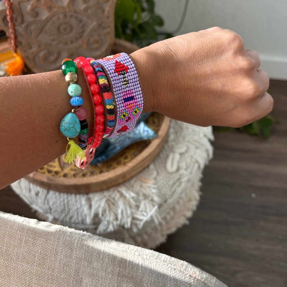 bracelets - Picture 3 of 7